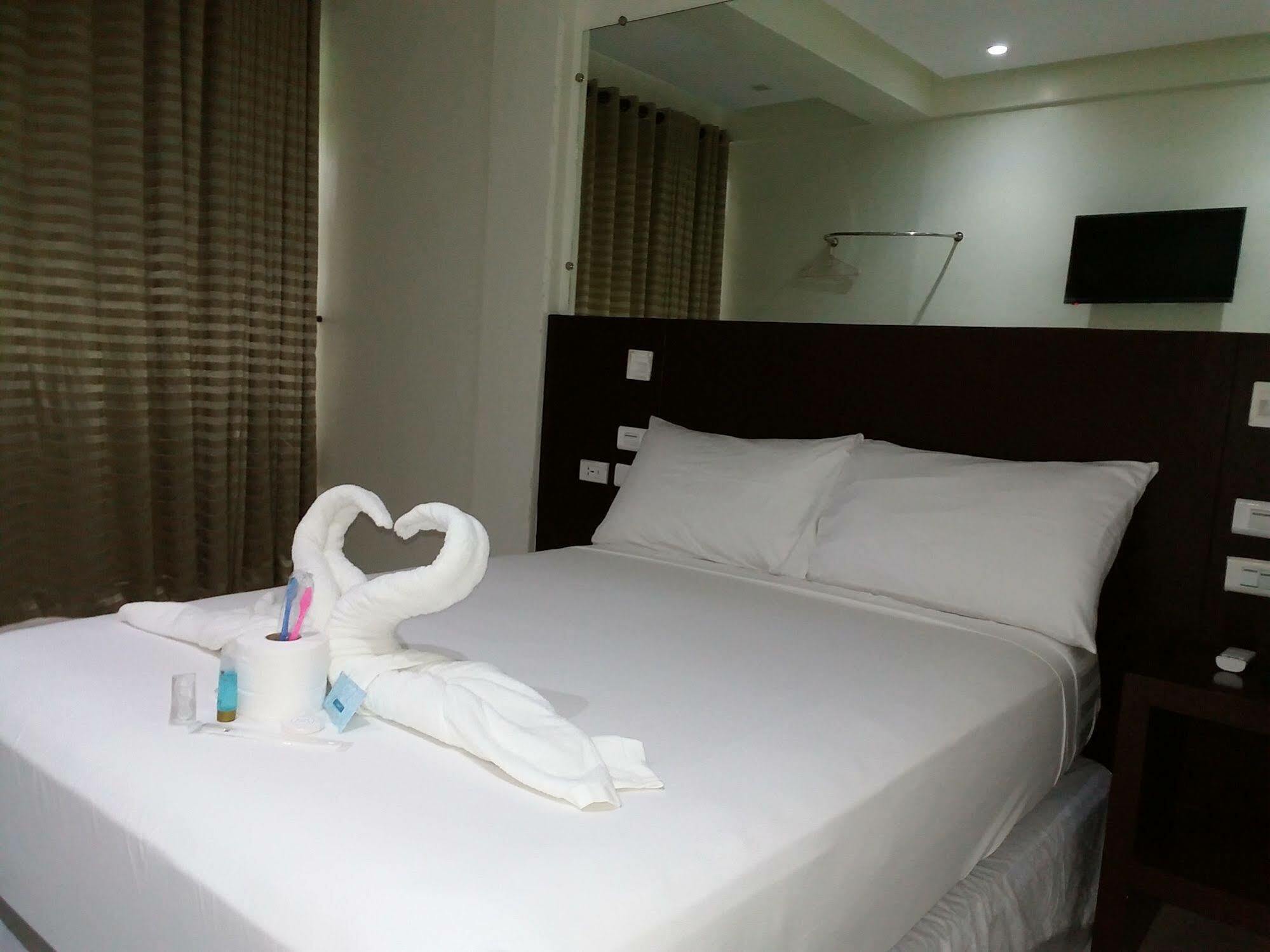 Boracay Midtown Hotel Balabag  エクステリア 写真
